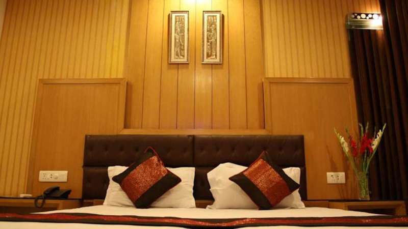 Hotel Apra Deluxe Neu-Delhi Exterior foto